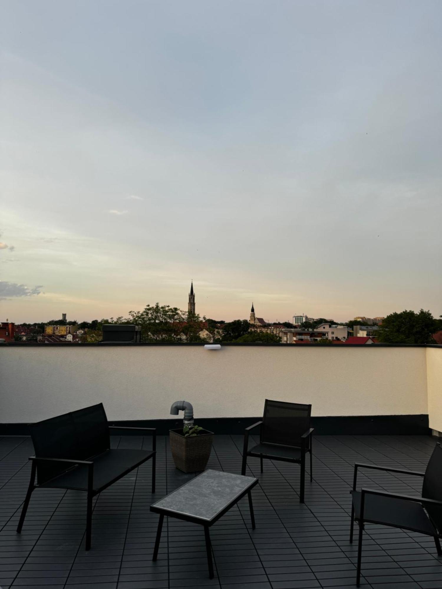 Apartament Z Tarasem 23 โบเลสวาเวียส ภายนอก รูปภาพ